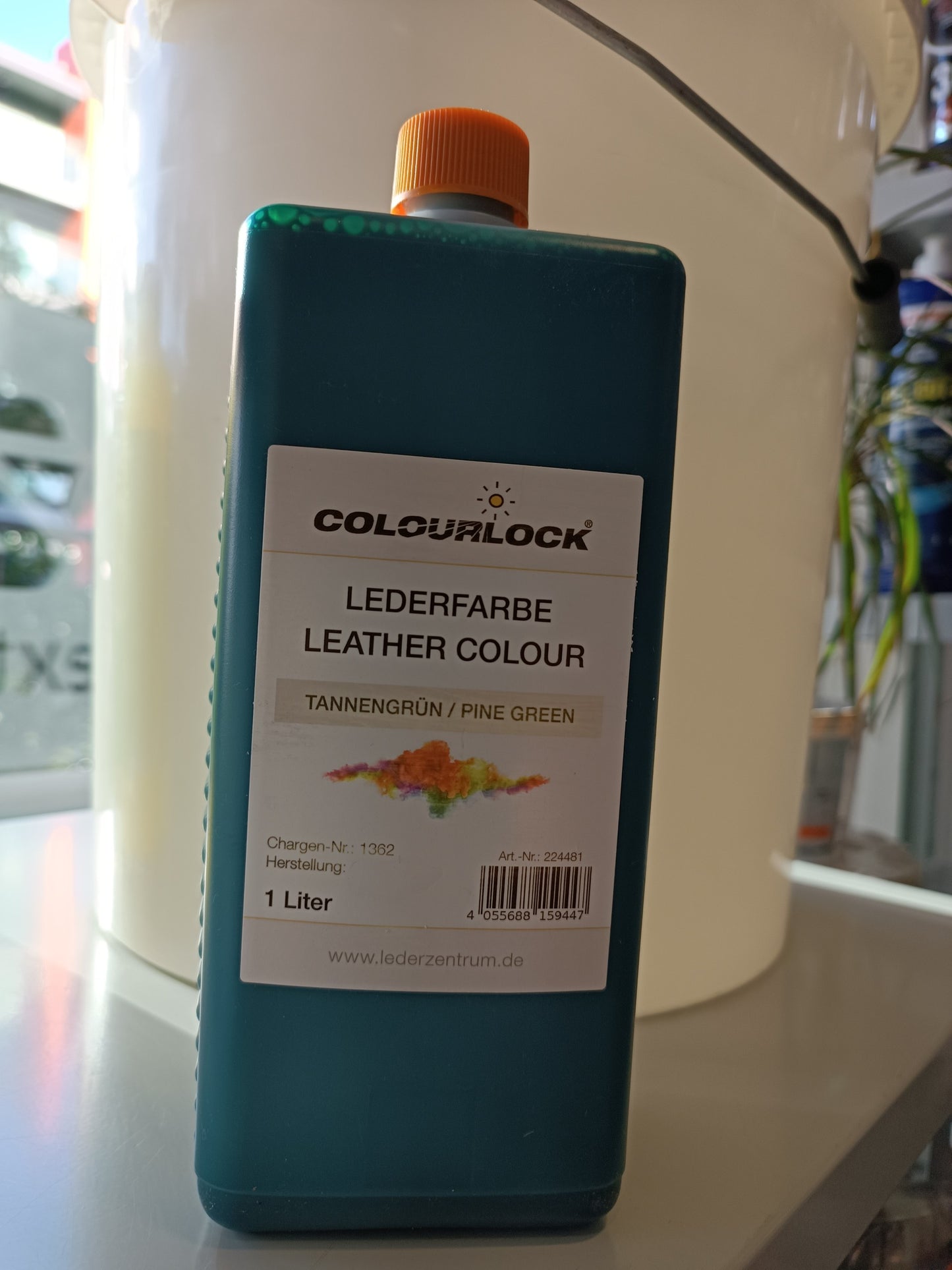 LEATHER COLOUR PINE GREEN 1LT COLOURLOCK